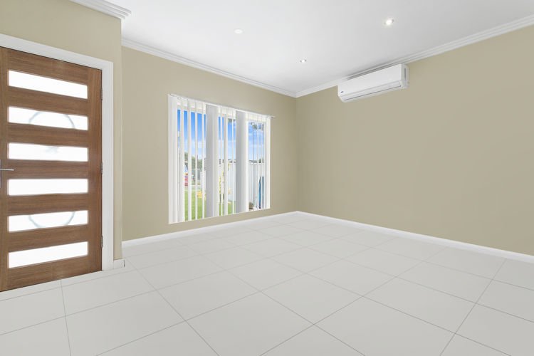 Photo - 113 Warwick Road, Merrylands NSW 2160 - Image 4