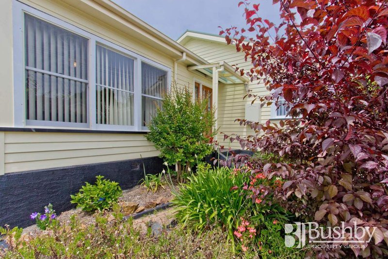 Photo - 1/13 Weedon Avenue, South Launceston TAS 7249 - Image 2