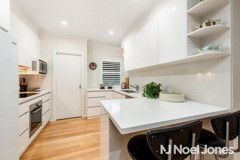 Photo - 1/13 Weir Street, Balwyn VIC 3103 - Image 5