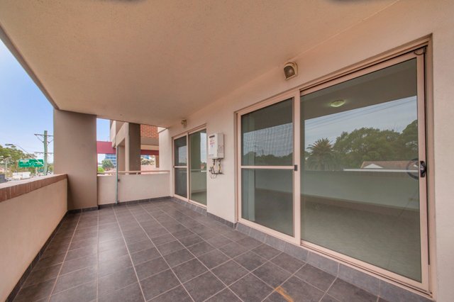 Photo - 11/30-32 Copeland Street, Liverpool NSW 2170 - Image 4