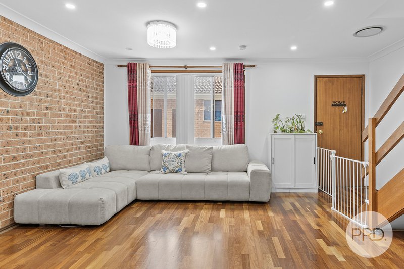 Photo - 11/30 Kings Road, Ingleburn NSW 2565 - Image 3
