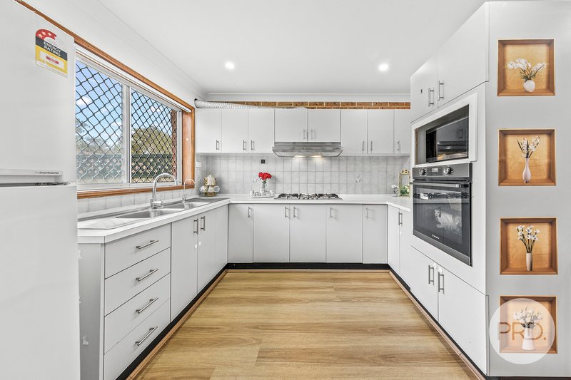 Photo - 11/30 Kings Road, Ingleburn NSW 2565 - Image 6