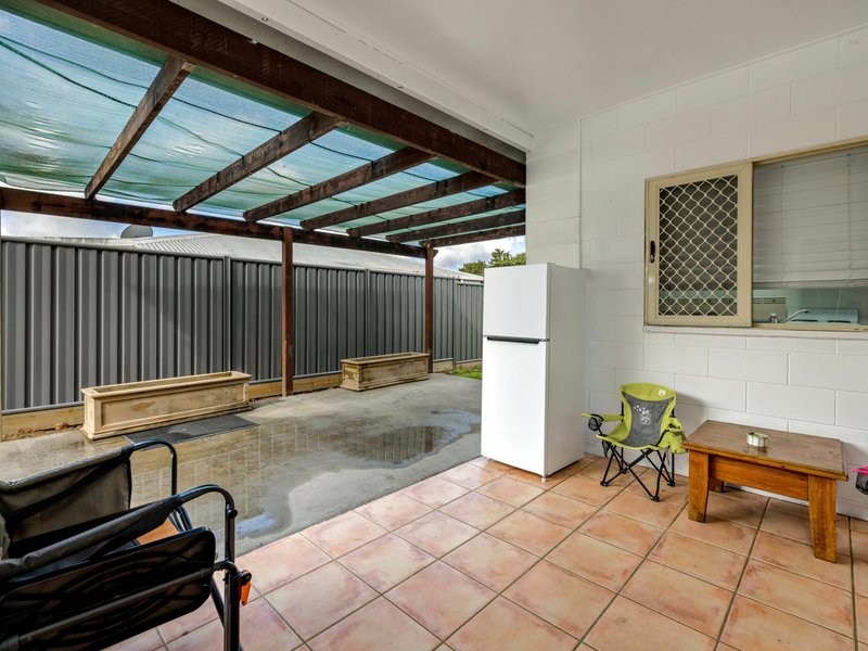 Photo - 1/130 Robert Road, Bentley Park QLD 4869 - Image 7