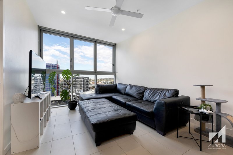 Photo - 11304/88 Doggett Street, Newstead QLD 4006 - Image 2