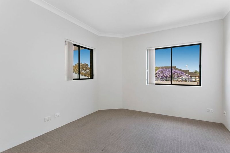 Photo - 11/307 Condamine Street, Manly Vale NSW 2093 - Image 4