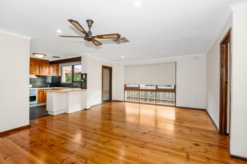 Photo - 1/1307 Ferntree Gully Road, Scoresby VIC 3179 - Image 4