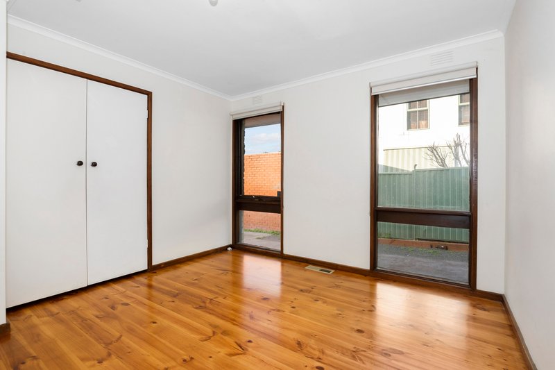 Photo - 1/1307 Ferntree Gully Road, Scoresby VIC 3179 - Image 5