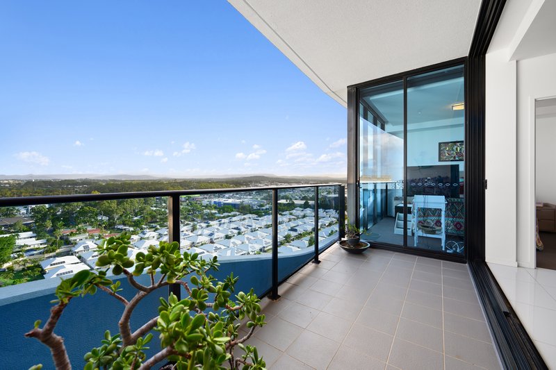 Photo - 11308/5 Harbour Side Court, Biggera Waters QLD 4216 - Image 8