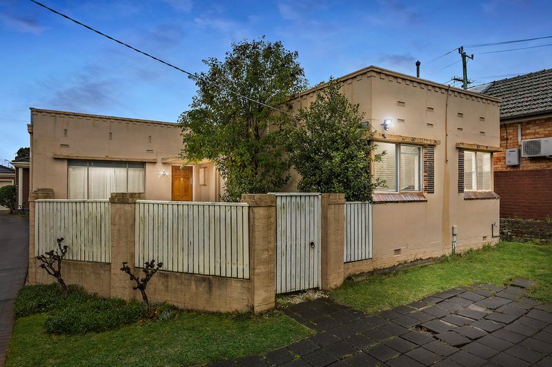 Photo - 1/1309 Dandenong Road, Malvern East VIC 3145 - Image 2