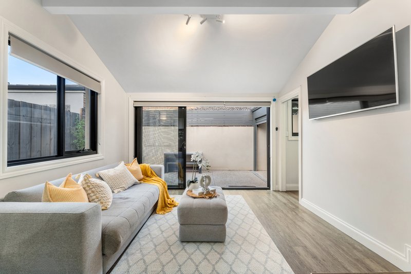 Photo - 1/1309 Nepean Highway, Cheltenham VIC 3192 - Image 8