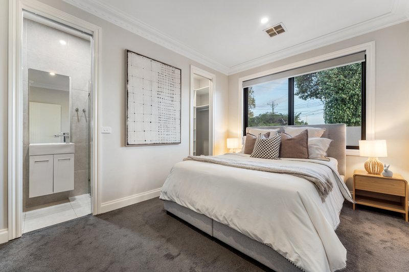 Photo - 1/1309 Nepean Highway, Cheltenham VIC 3192 - Image 9