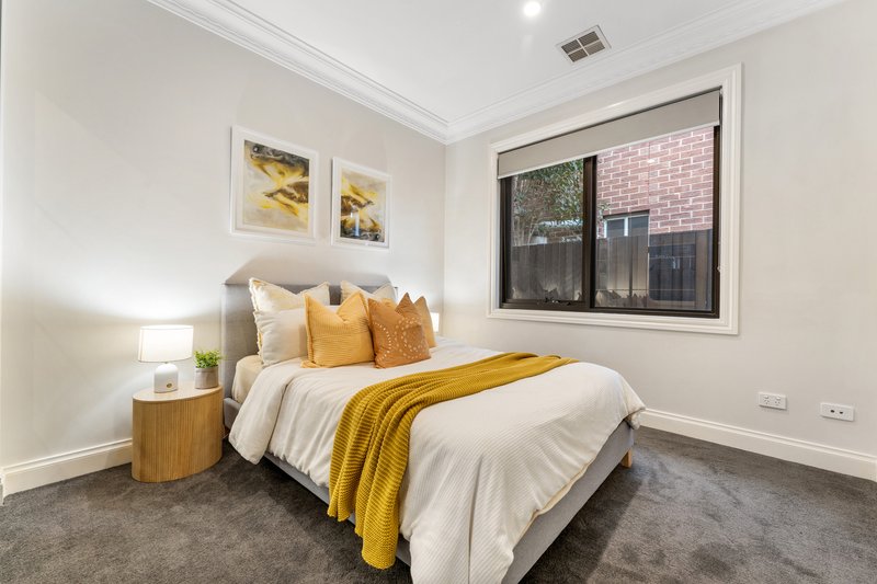 Photo - 1/1309 Nepean Highway, Cheltenham VIC 3192 - Image 10