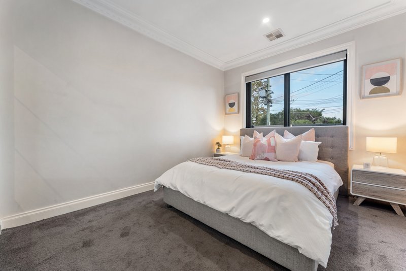 Photo - 1/1309 Nepean Highway, Cheltenham VIC 3192 - Image 12