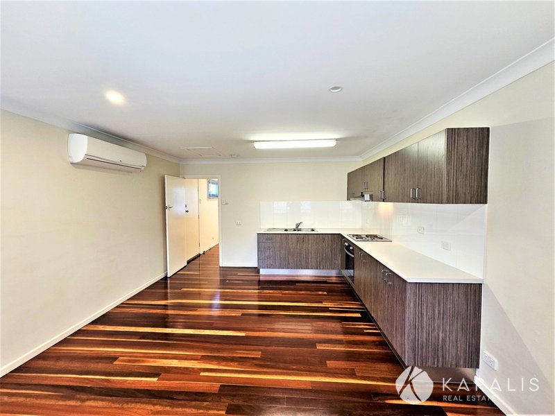 Photo - 1/130A Waterton Street, Annerley QLD 4103 - Image 4