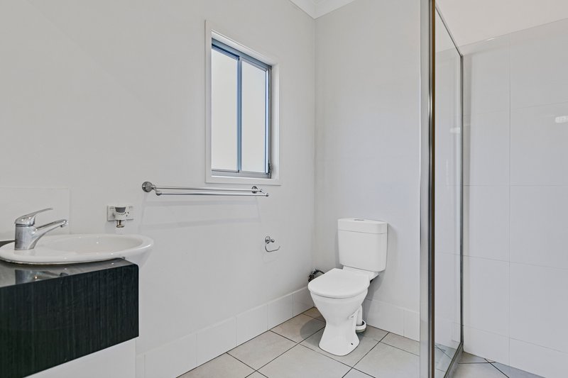 Photo - 1/131-133 Duporth Avenue, Maroochydore QLD 4558 - Image 9