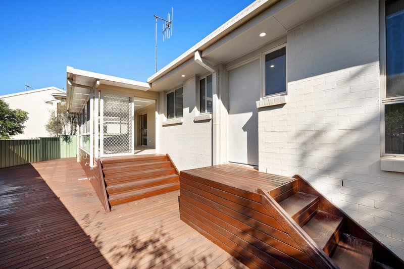 Photo - 1/131 Britten Jones Drive, Holt ACT 2615 - Image 13