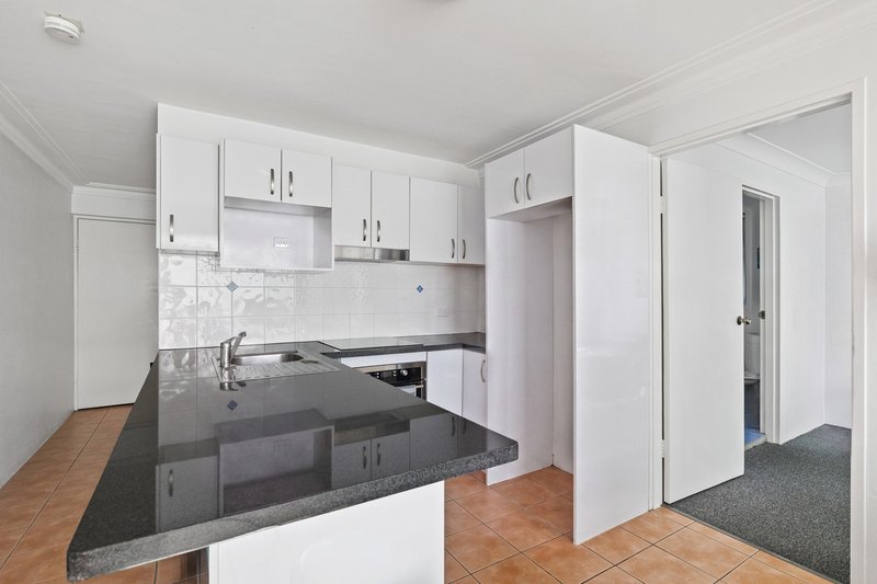 Photo - 1/131 Sylvan Road, Toowong QLD 4066 - Image 3