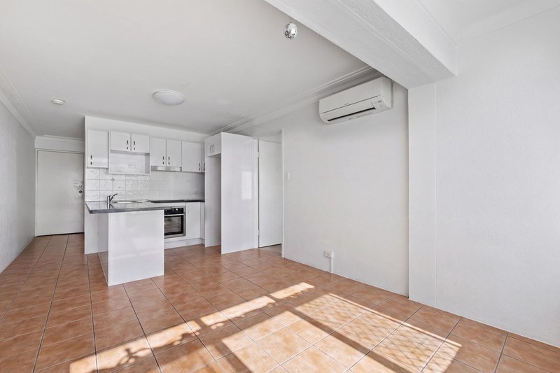Photo - 1/131 Sylvan Road, Toowong QLD 4066 - Image 4