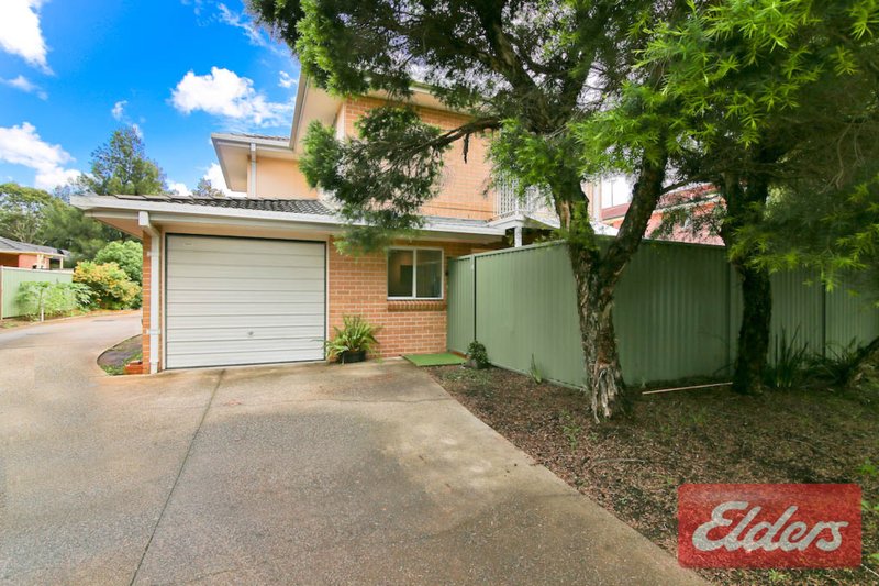 Photo - 1/131 Toongabbie Road, Toongabbie NSW 2146 - Image 1