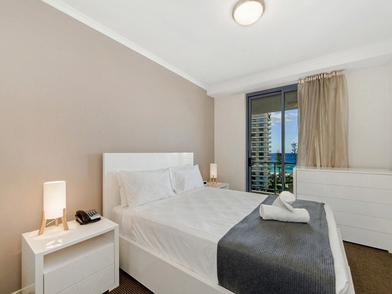 Photo - 1131/1 Ocean Street, Burleigh Heads QLD 4220 - Image 5