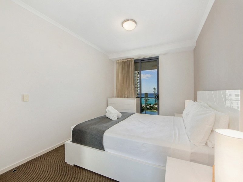 Photo - 1131/1 Ocean Street, Burleigh Heads QLD 4220 - Image 6