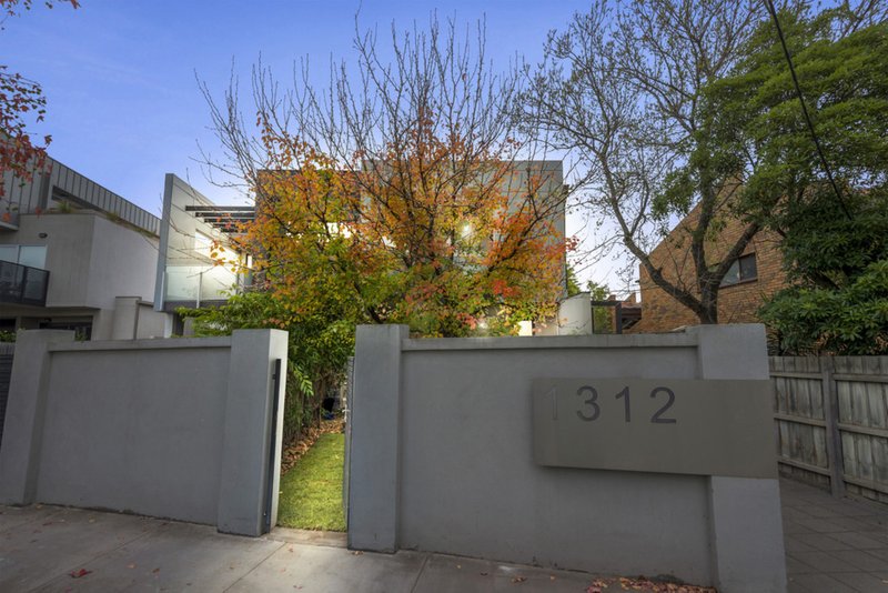 1/1312 Dandenong Road, Hughesdale VIC 3166