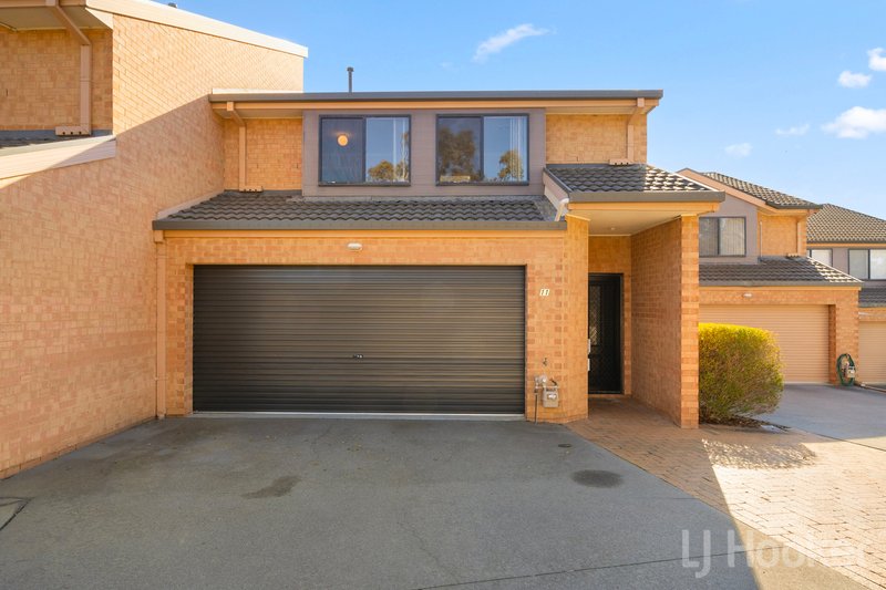 Photo - 11/32 Doeberl Place, Karabar NSW 2620 - Image 1