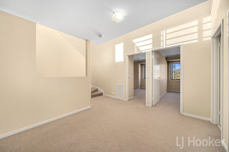 Photo - 11/32 Doeberl Place, Karabar NSW 2620 - Image 12