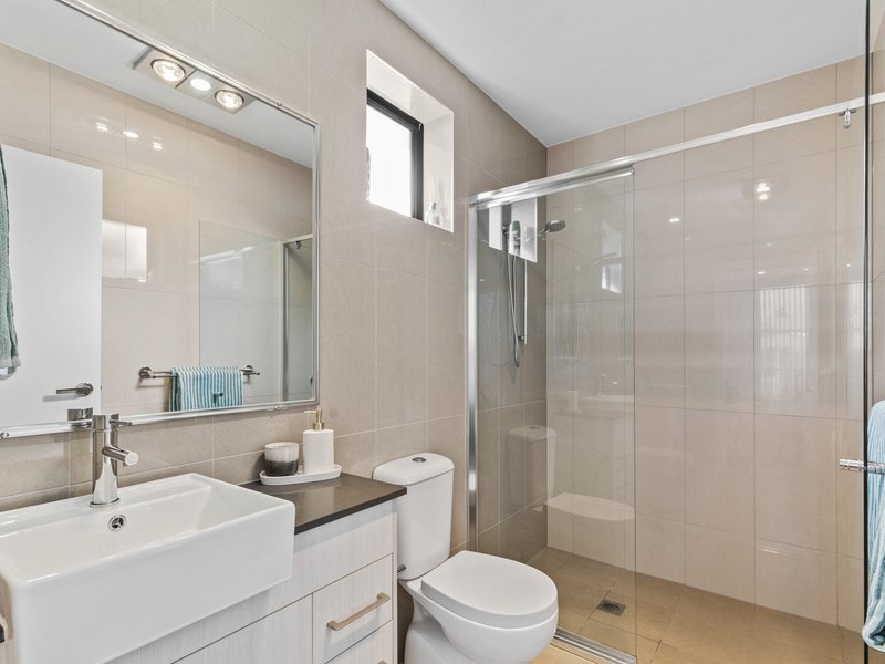 Photo - 11/32 John Street, Redcliffe QLD 4020 - Image 5