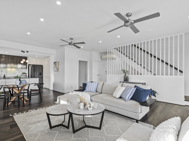 Photo - 11/32 John Street, Redcliffe QLD 4020 - Image 6