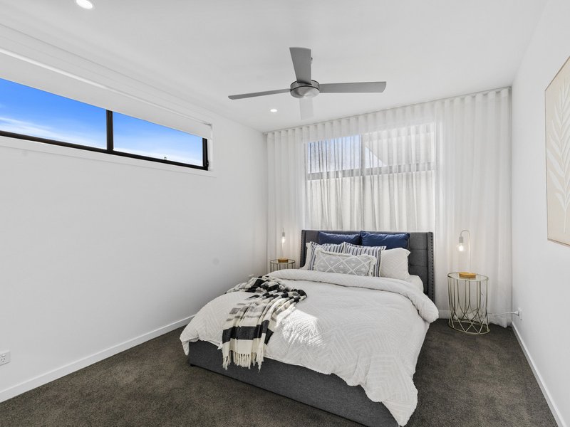Photo - 11/32 John Street, Redcliffe QLD 4020 - Image 18