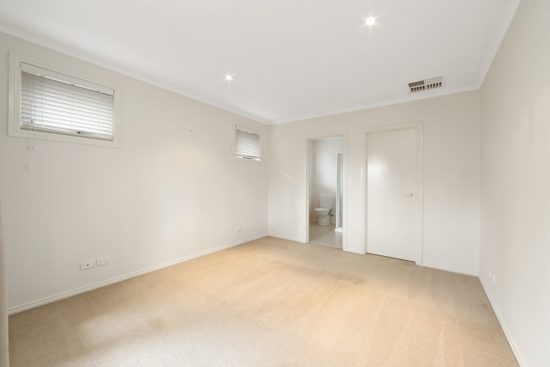 Photo - 1/132 Junction Road, Nunawading VIC 3131 - Image 6