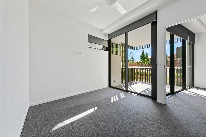 Photo - 113/21 Peter Doherty Street, Dutton Park QLD 4102 - Image 8