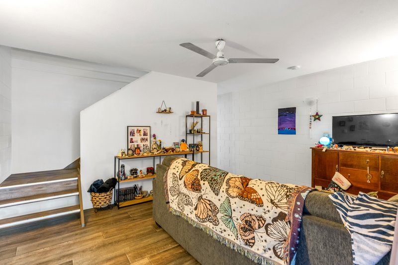 Photo - 11/323 Mcleod Street, Cairns North QLD 4870 - Image 6