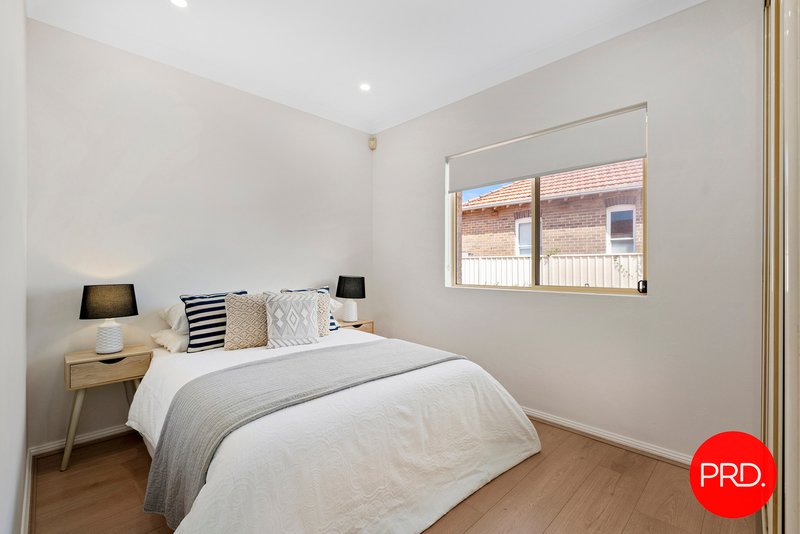 Photo - 1/133-135 Russell Avenue, Dolls Point NSW 2219 - Image 5