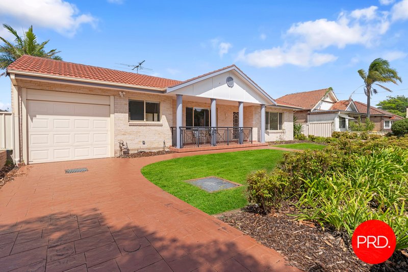 Photo - 1/133-135 Russell Avenue, Dolls Point NSW 2219 - Image 12