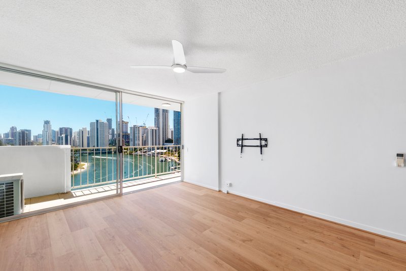 Photo - 113/30 Watson Esplanade, Surfers Paradise QLD 4217 - Image 6