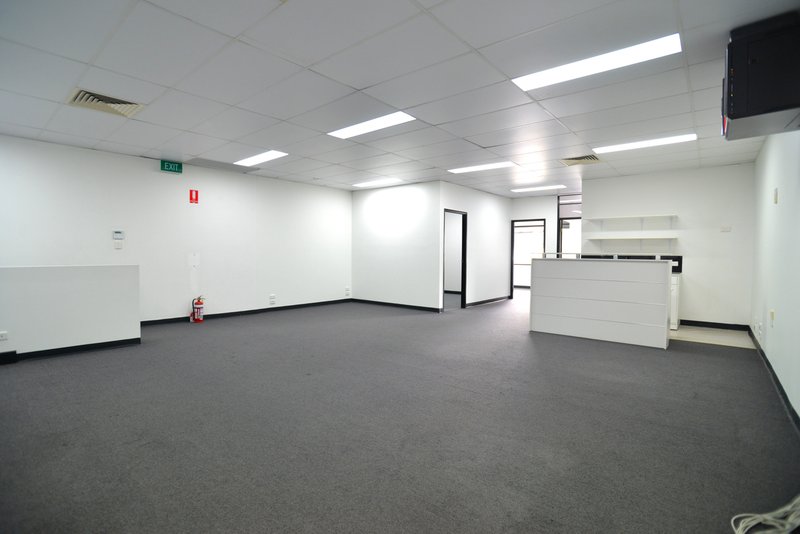 Photo - 11/3352 Pacific Highway, Springwood QLD 4127 - Image 7
