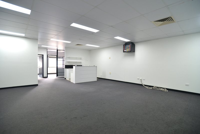 Photo - 11/3352 Pacific Highway, Springwood QLD 4127 - Image 8