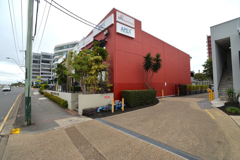 Photo - 11/3352 Pacific Highway, Springwood QLD 4127 - Image 12