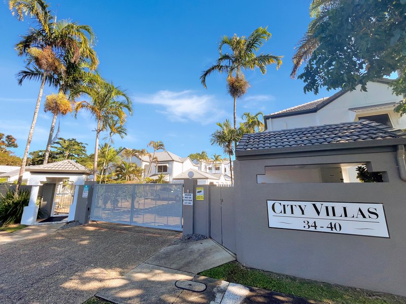 Photo - 11/34-40 Lily Street, Cairns North QLD 4870 - Image 2