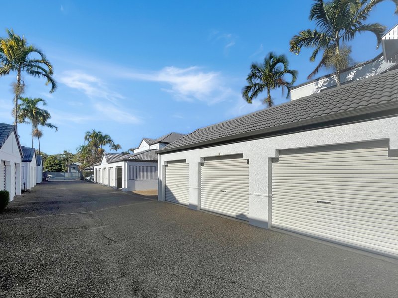 Photo - 11/34-40 Lily Street, Cairns North QLD 4870 - Image 12