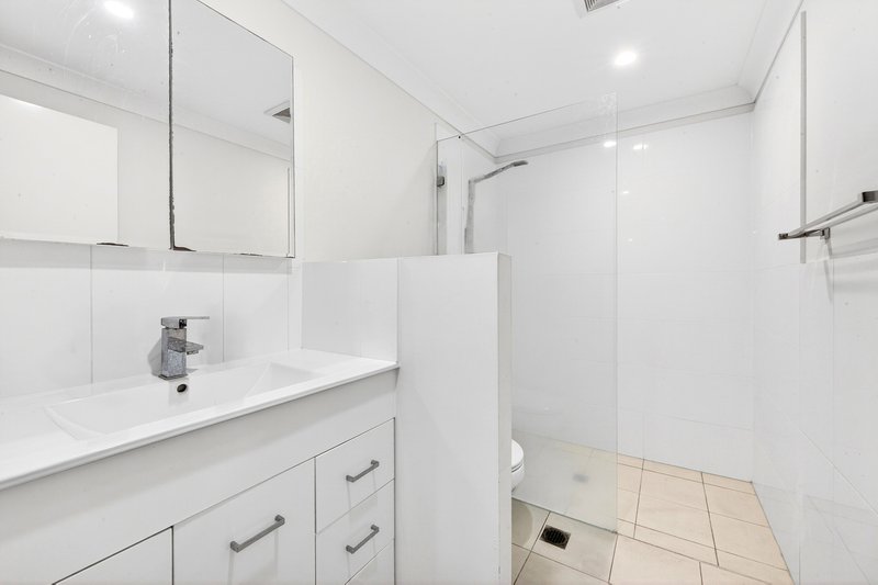 Photo - 11/34 Hows Road, Nundah QLD 4012 - Image 10