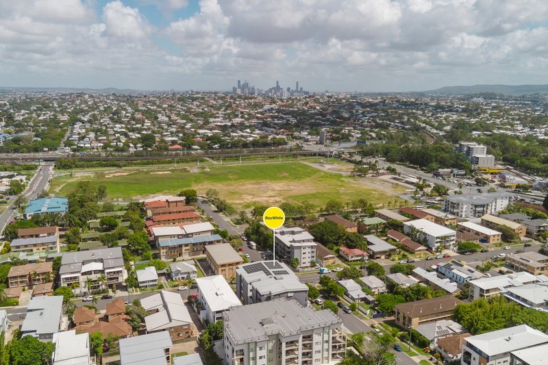 Photo - 11/34 Hows Road, Nundah QLD 4012 - Image 11