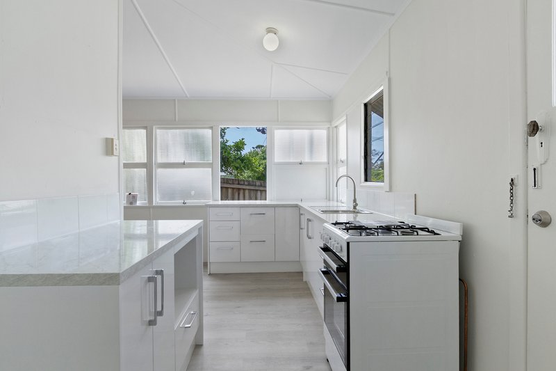 Photo - 1/135 Jubilee Terrace, Bardon QLD 4065 - Image 1