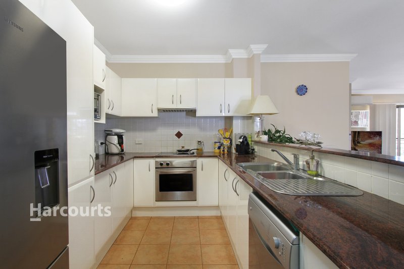 Photo - 11/36-38 Loftus Street, Wollongong NSW 2500 - Image 6