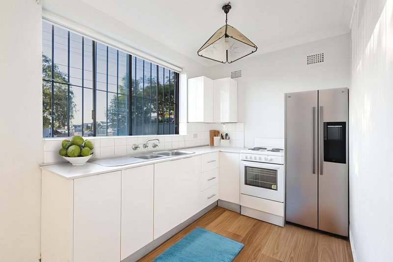 Photo - 1/136 Cumberland Road, Auburn NSW 2144 - Image 2