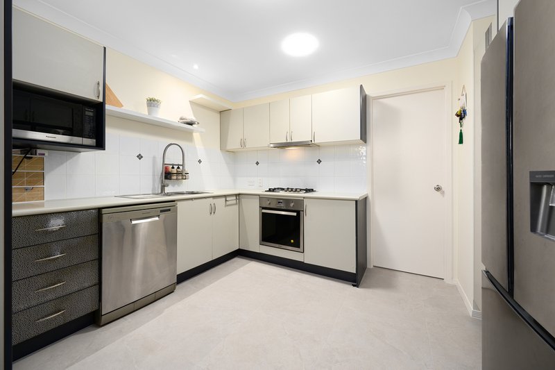 Photo - 1/136 Pacific Pines Boulevard, Pacific Pines QLD 4211 - Image 10