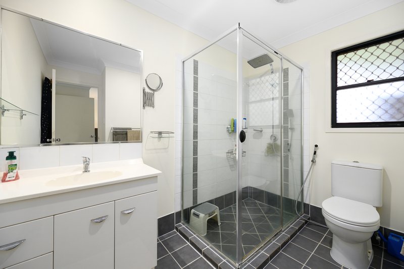 Photo - 1/136 Pacific Pines Boulevard, Pacific Pines QLD 4211 - Image 12