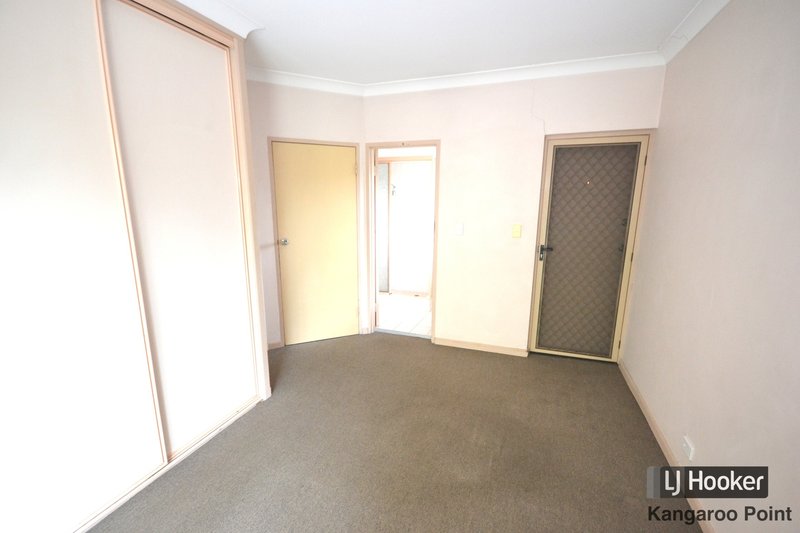 Photo - 1/137 Baines Street, Kangaroo Point QLD 4169 - Image 8